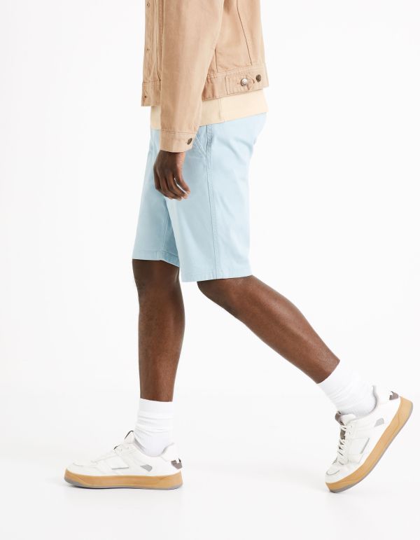 Bermuda chino uni en coton stretch - bleu ciel