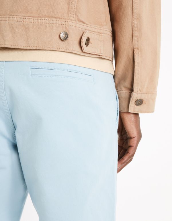 Bermuda chino uni en coton stretch - bleu ciel