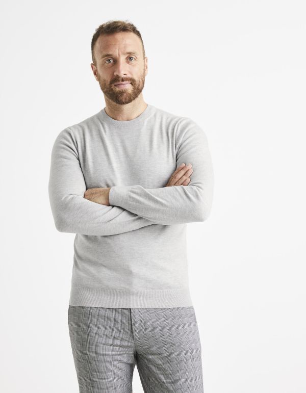 Pull col rond ligne confort