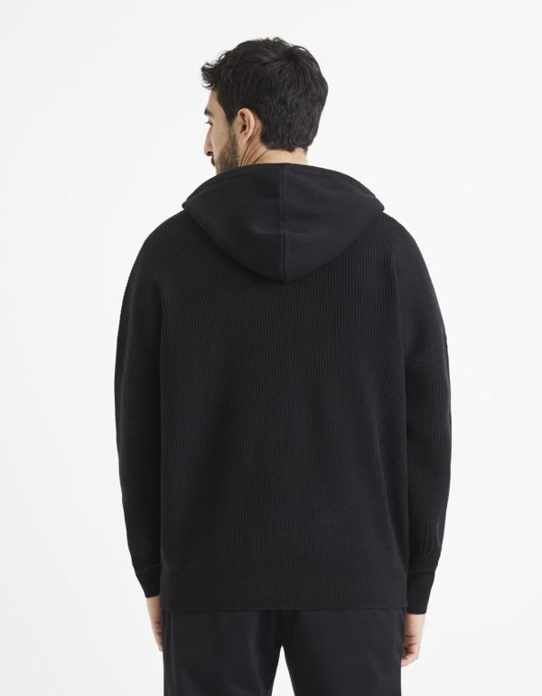 Pull à capuche